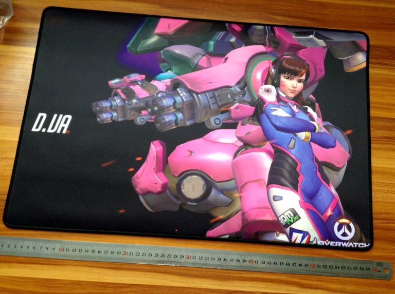 overwatch-giant-mouse-pad